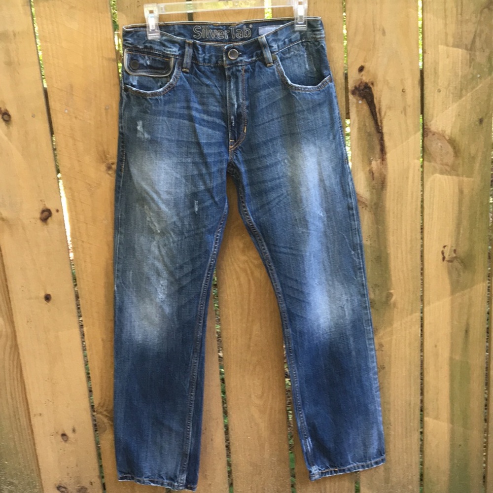 Silver tab Levi’s jeans, 31X32